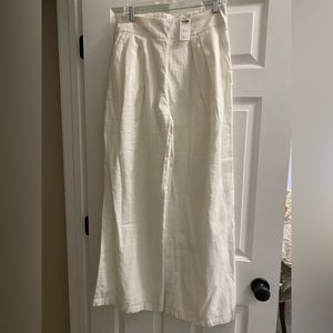 White lined Linen pants size Medium Long
